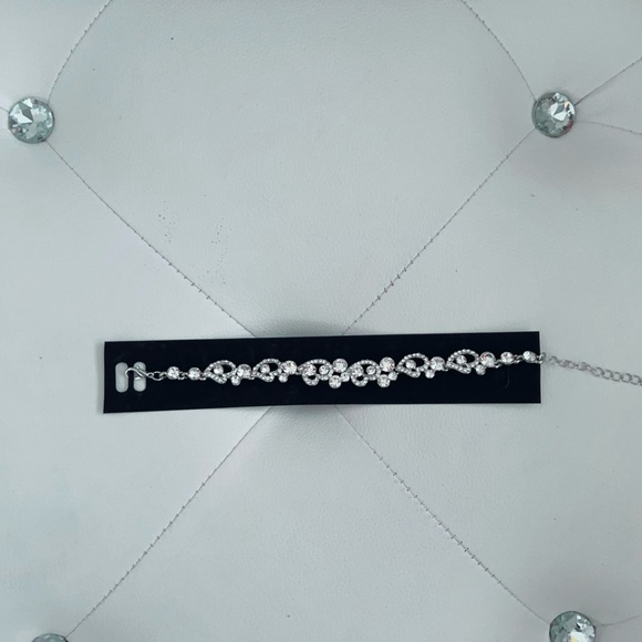 Silver Plated Luxury Jewelry Set - Picture 3 of 3